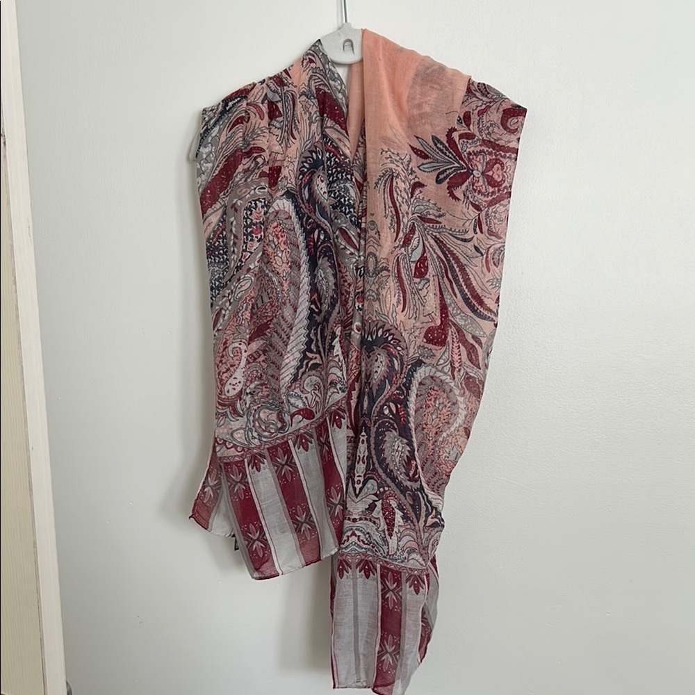 Express - Paisley Patterned Scarf in Red and Pink
